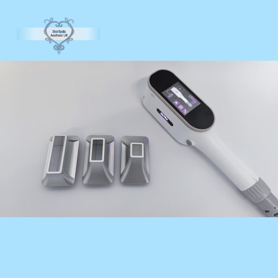 The E-Light IPL handpiece with its three interchangeable spot size tips